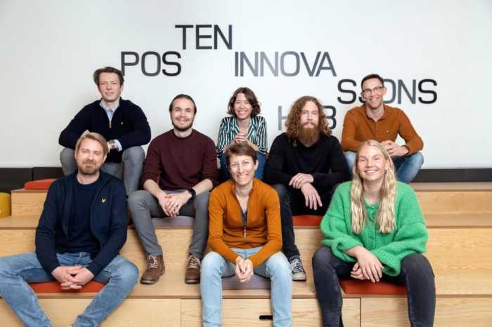 Denne glade flok repræsenterer Future Technology-afdelingen.